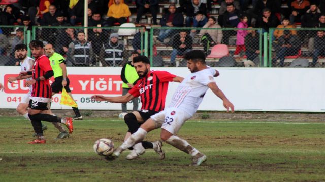 SİVEREK BELEDİYESPOR 3 PUANI HANESİNE YAZDIRDI