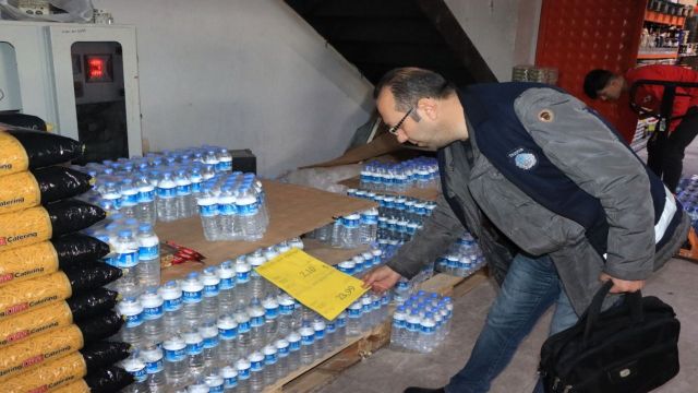 Büyükşehir zabıtadan 'fahiş su denetimi'