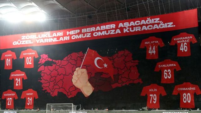 Milli maçta depremzedeler için dev koreografi: İşte Şanlıurfa detayı!