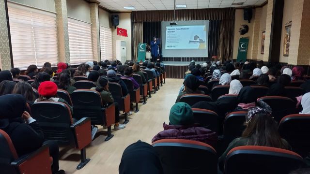 Yeşilay’dan 60 bin öğrenciye bağımlılık semineri
