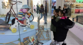 Karaköprü’de oyun ve oyuncak müzesinde çocuklar doyasıya eğleniyor